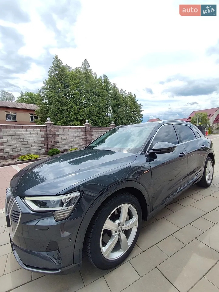 2019 Audi e-tron - мініатюра 28
