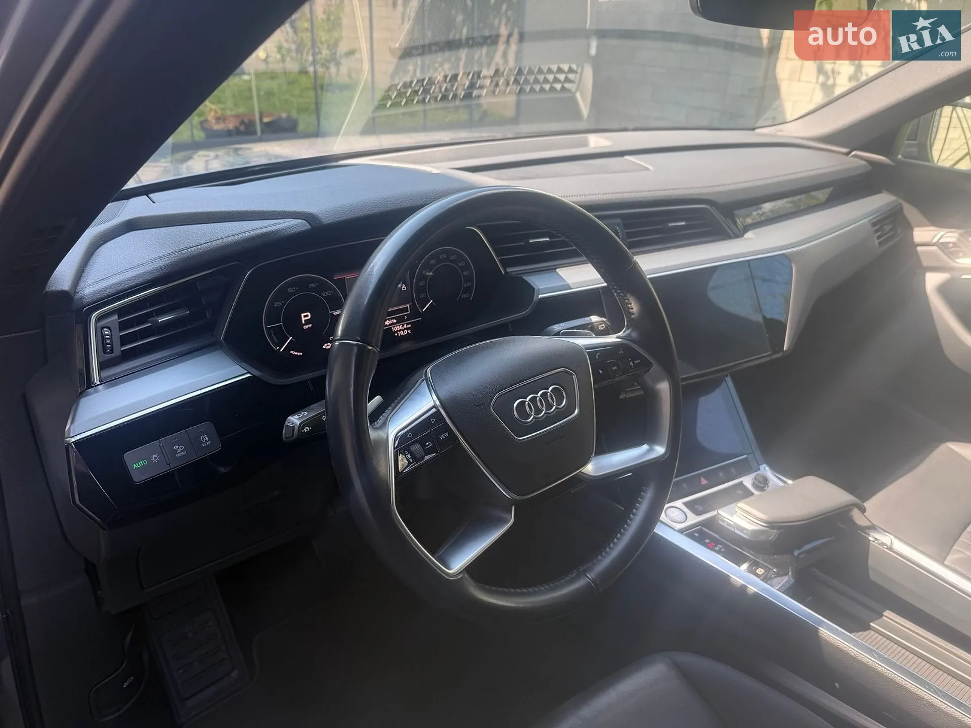 2020 Audi e-tron - мініатюра 58