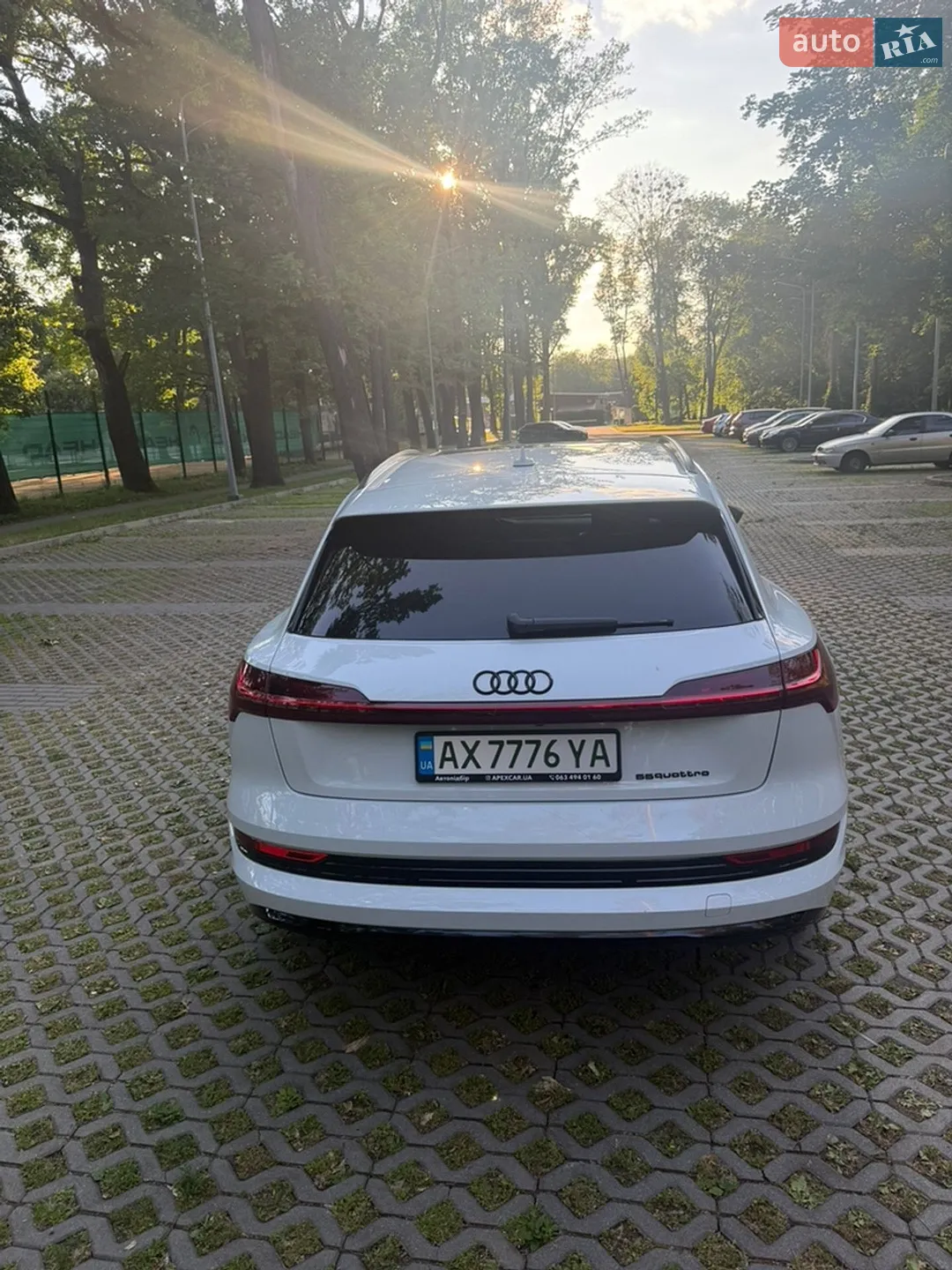 2019 Audi e-tron - мініатюра 5