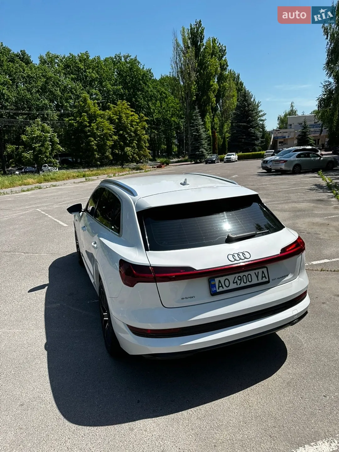 2020 Audi e-tron - мініатюра 9