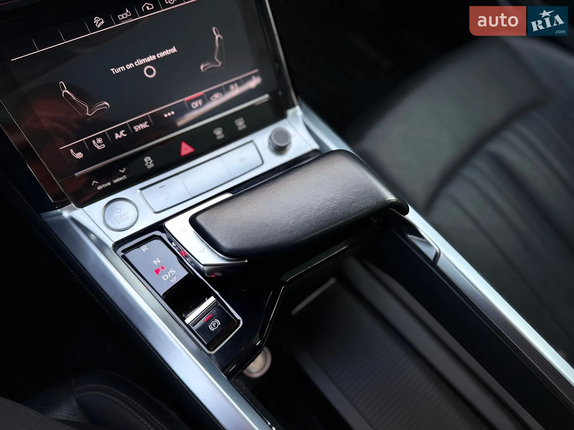 2019 Audi e-tron - мініатюра 41