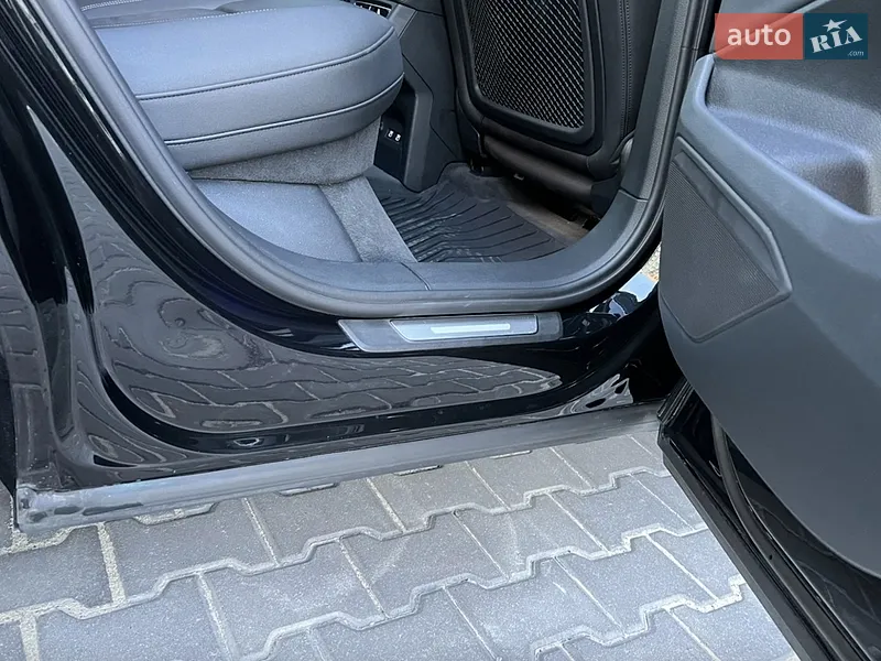 Audi e-tron 2020 VIN WA1AAAGE5MB003196 фото оголошення 17 з 72