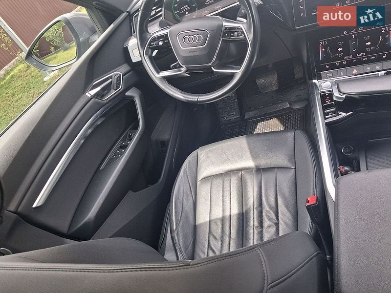 Внедорожник / Кроссовер Audi e-tron 2019 в Дрогобыче
