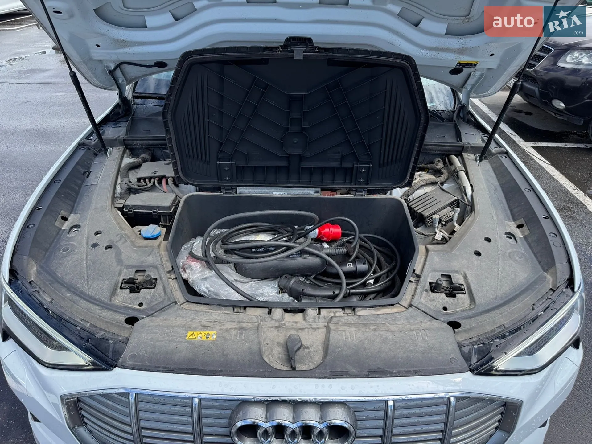 2019 Audi e-tron - мініатюра 52