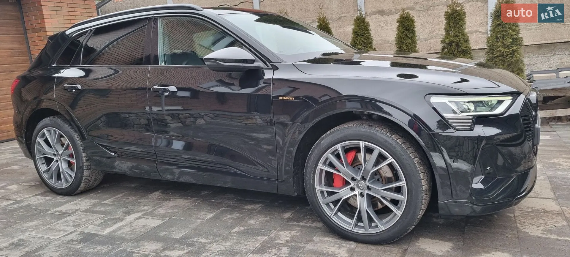 2019 Audi e-tron - мініатюра 3