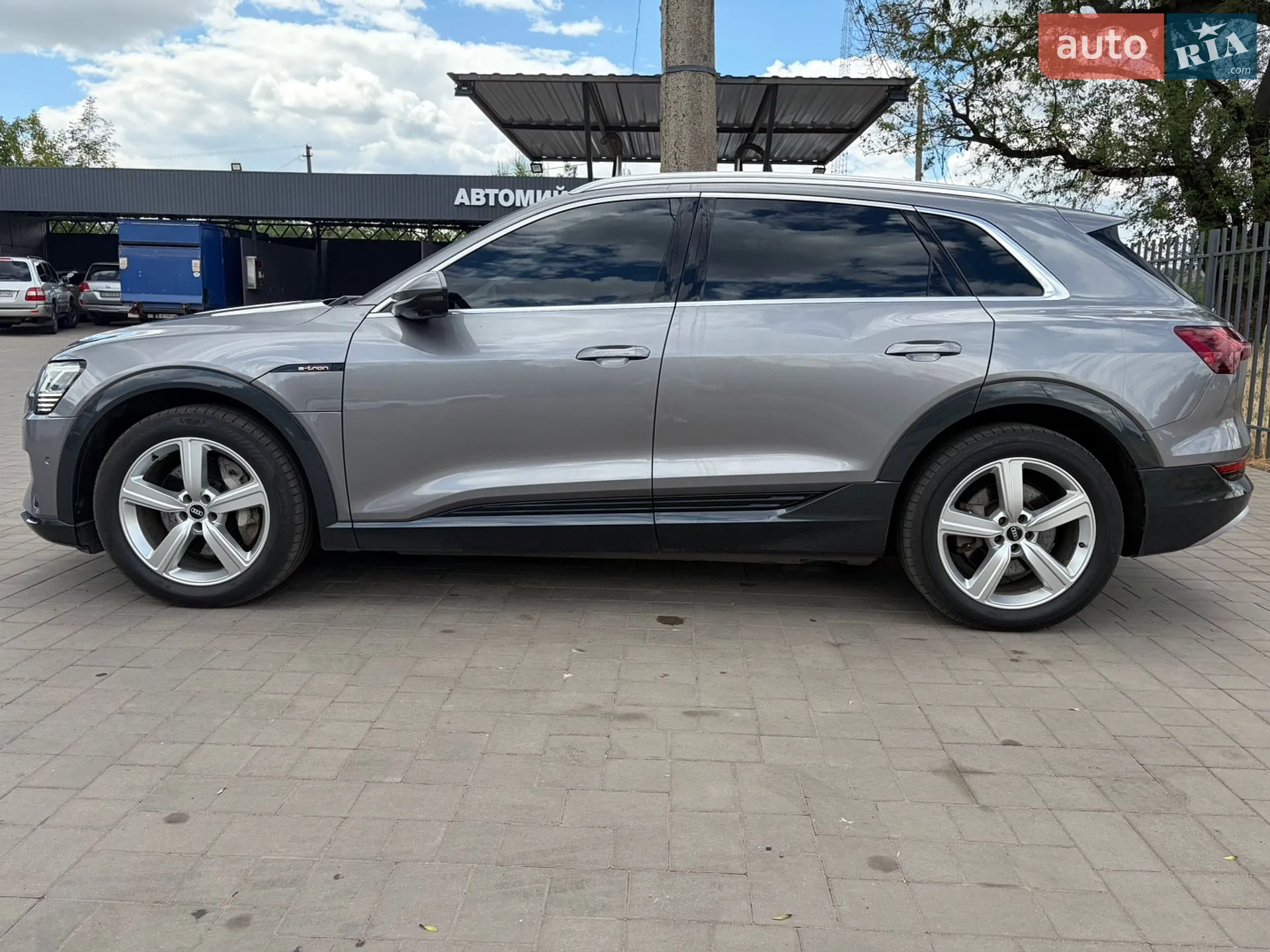 2021 Audi e-tron - мініатюра 7