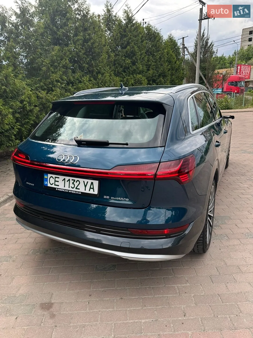 2019 Audi e-tron - мініатюра 2