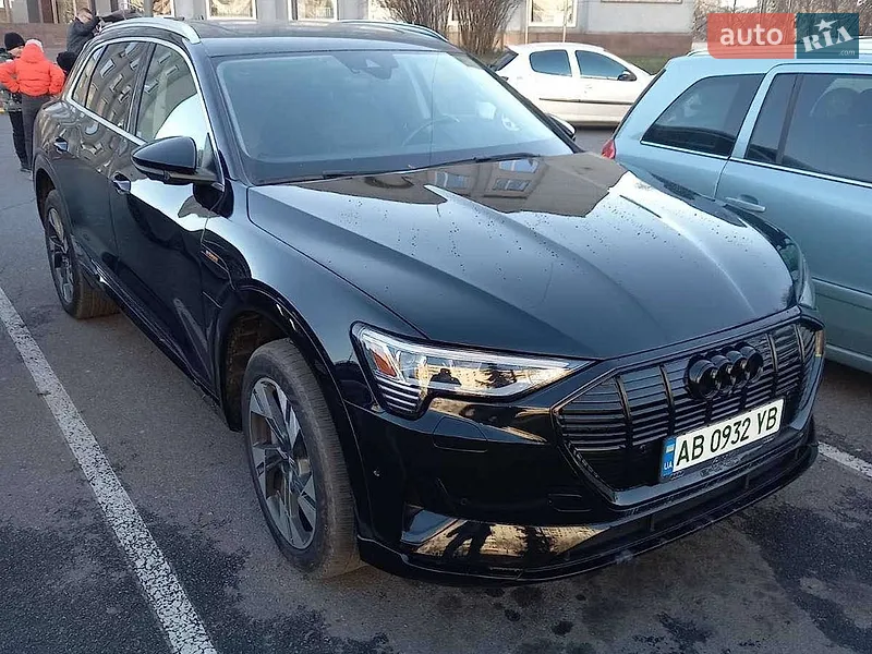 Audi e-tron