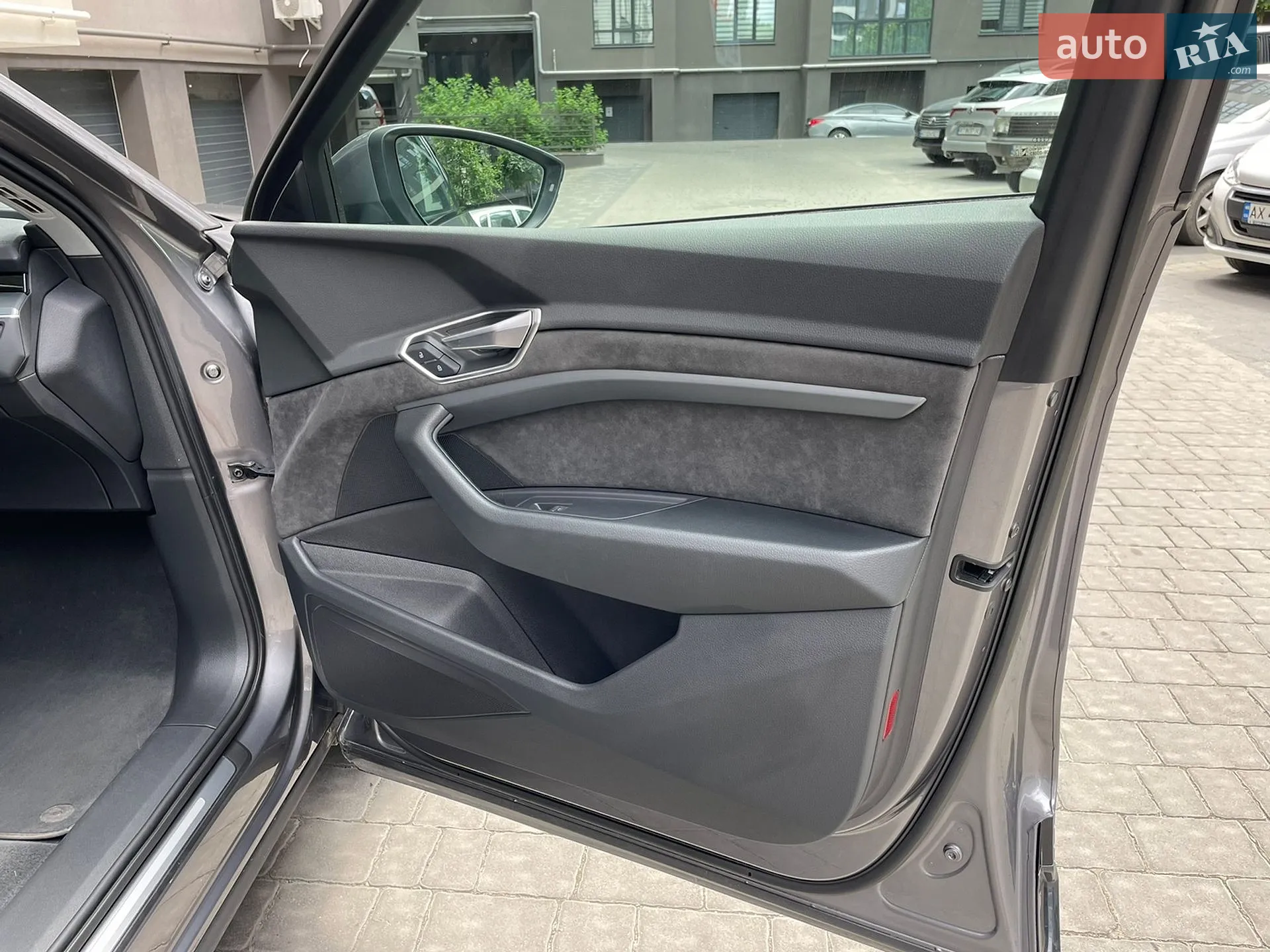 2021 Audi e-tron - мініатюра 74
