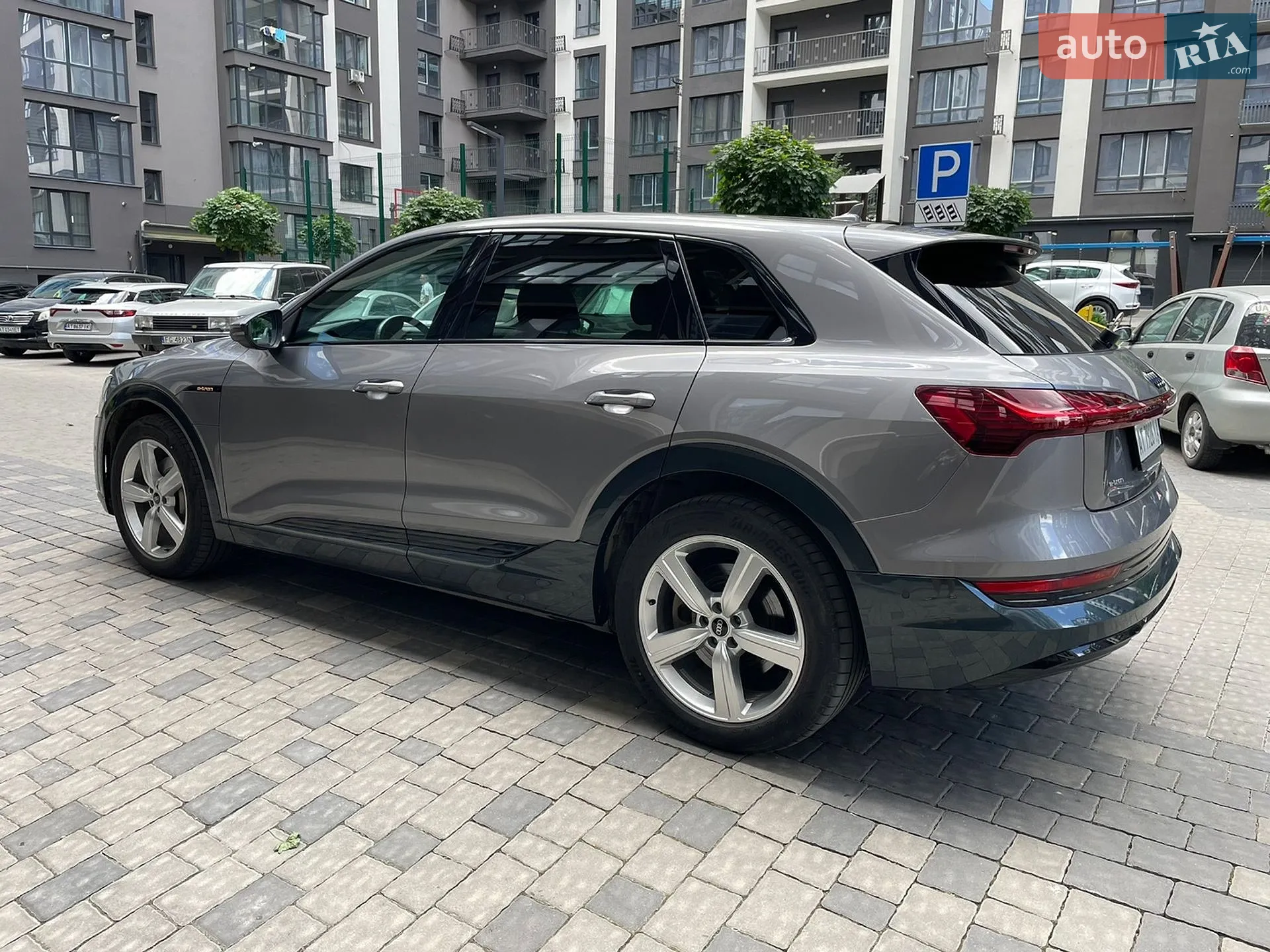 2021 Audi e-tron - мініатюра 3