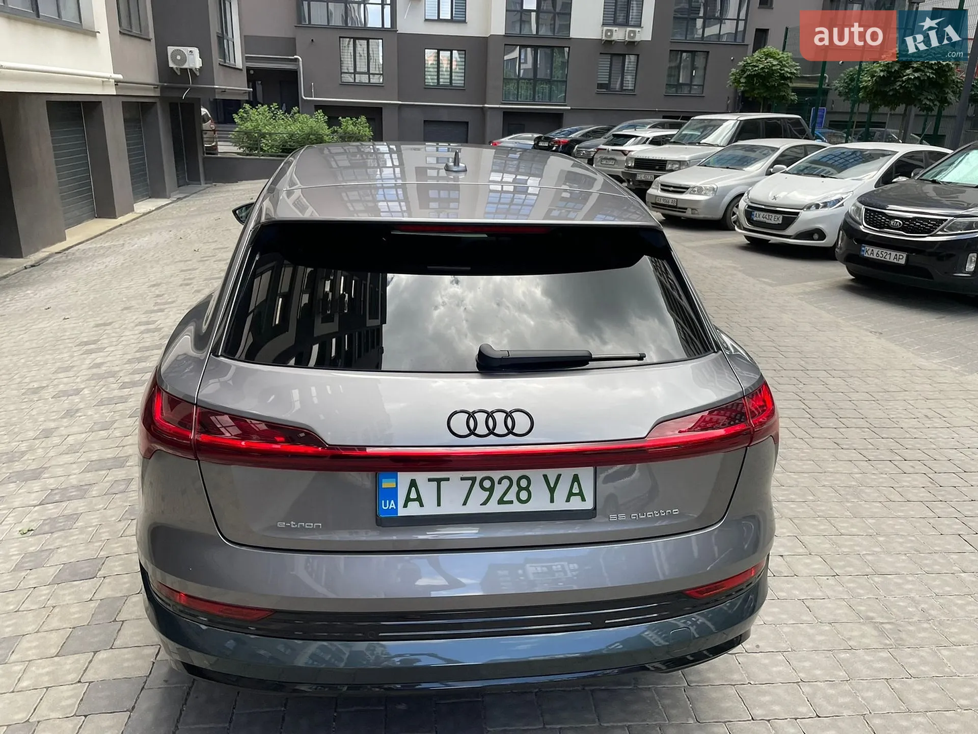 2021 Audi e-tron - мініатюра 9
