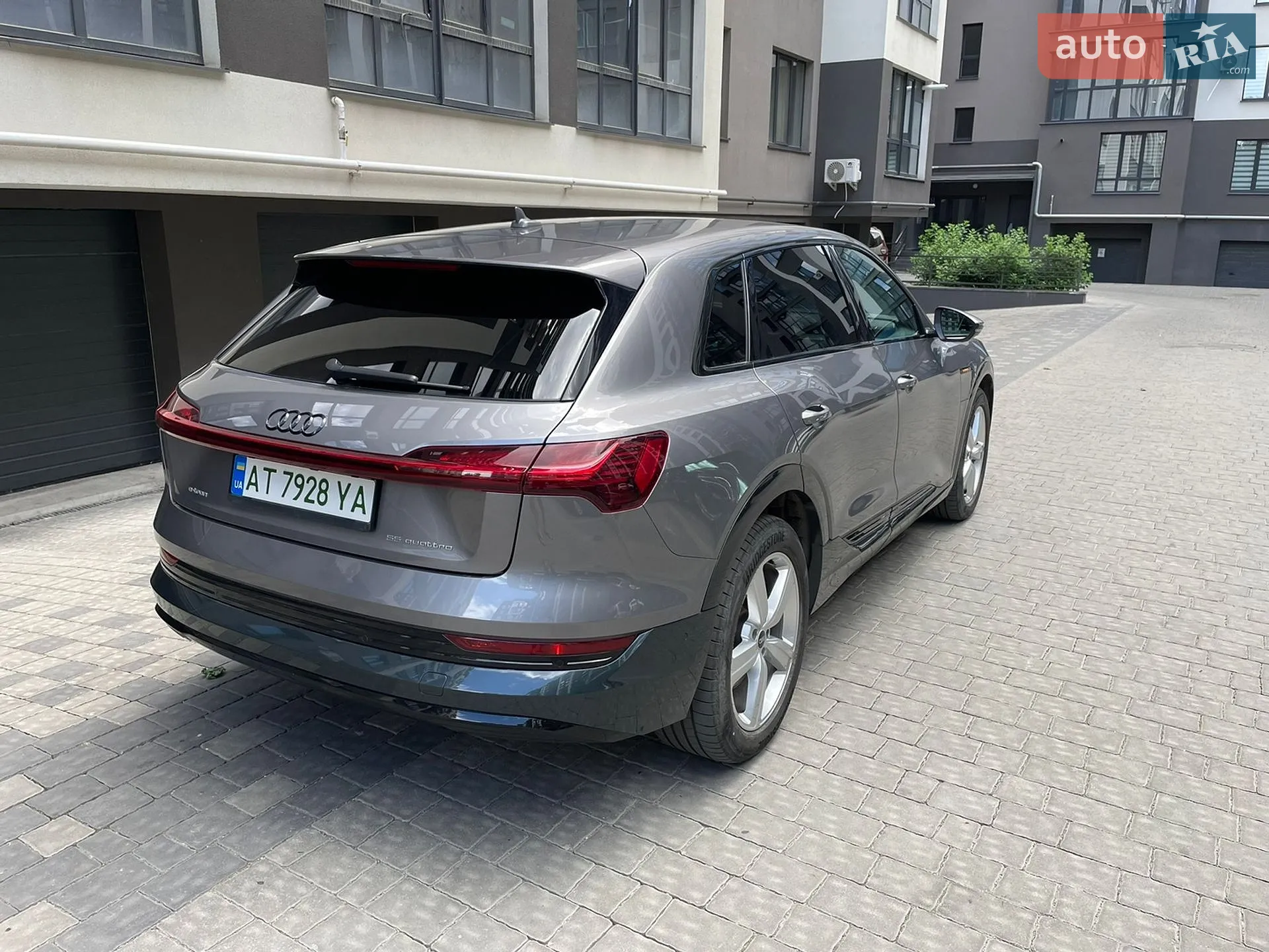 2021 Audi e-tron - мініатюра 20