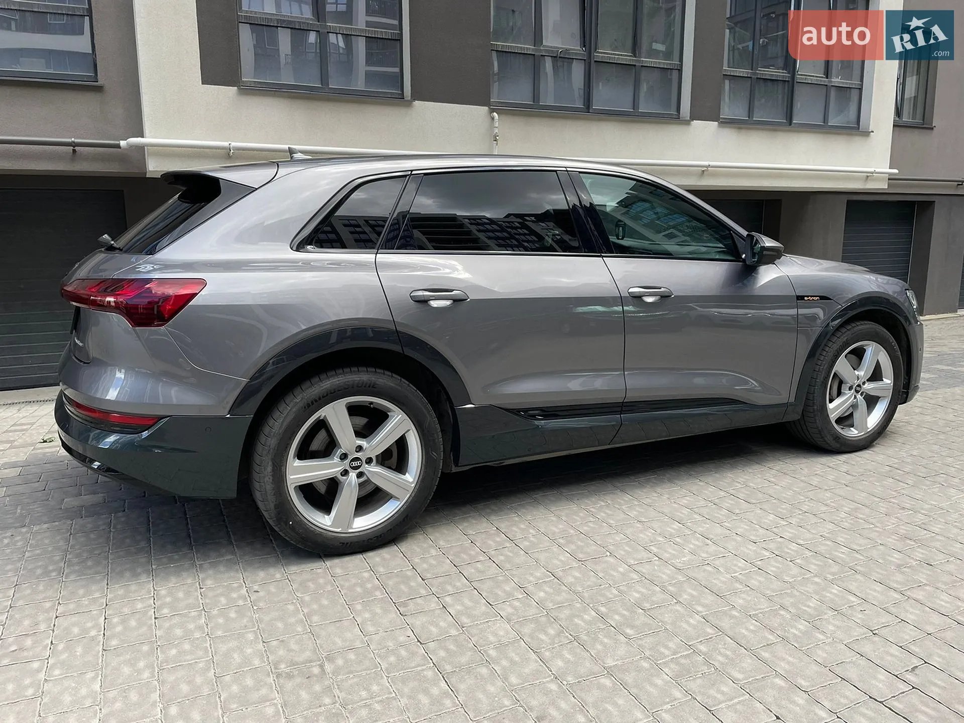 2021 Audi e-tron - мініатюра 23