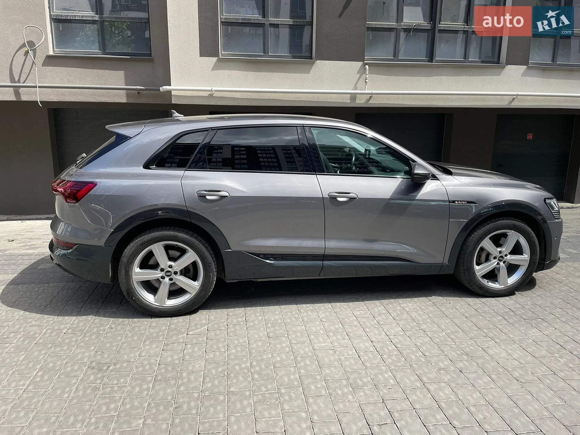 2021 Audi e-tron - мініатюра 26