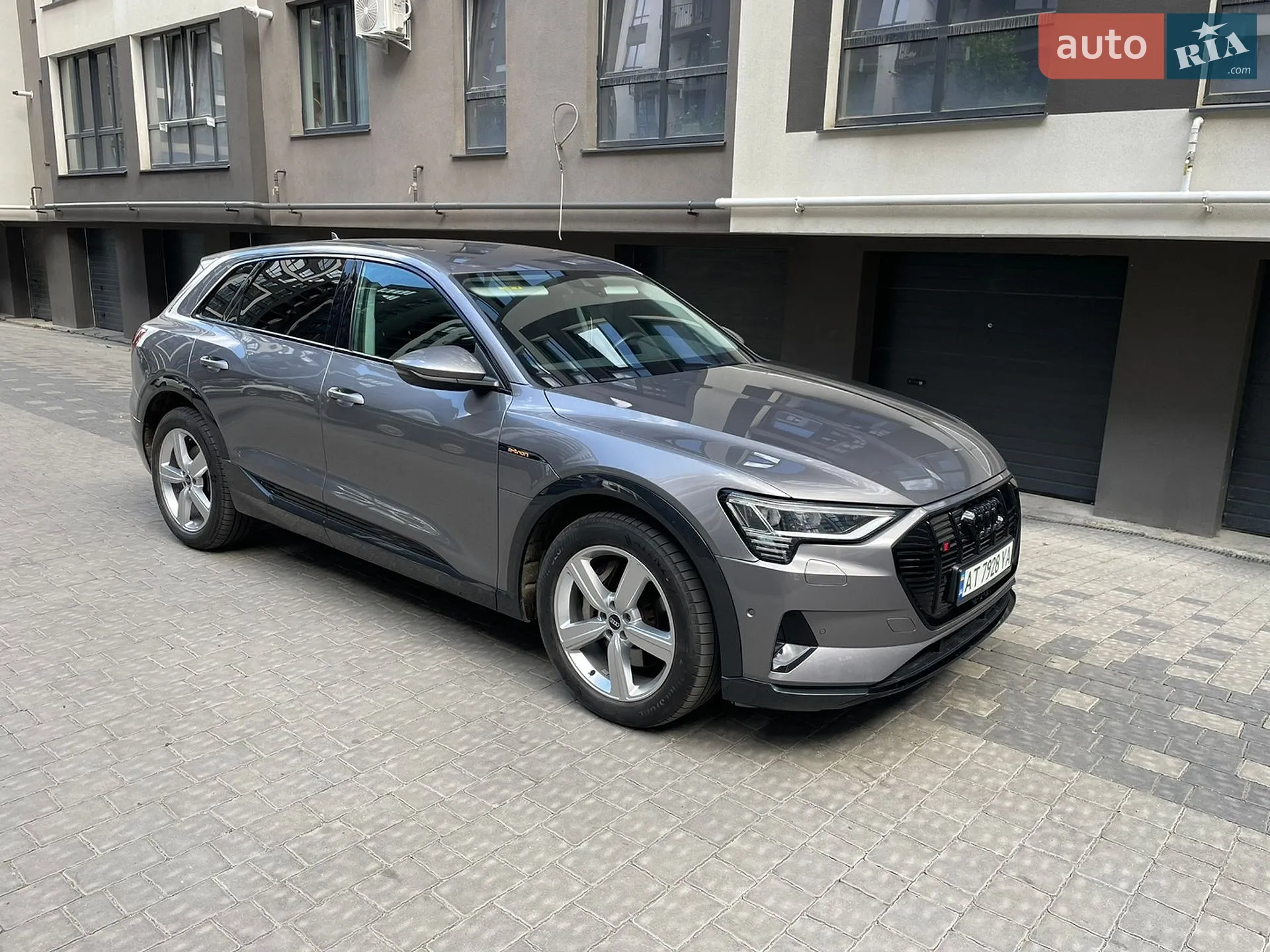 2021 Audi e-tron - мініатюра 36