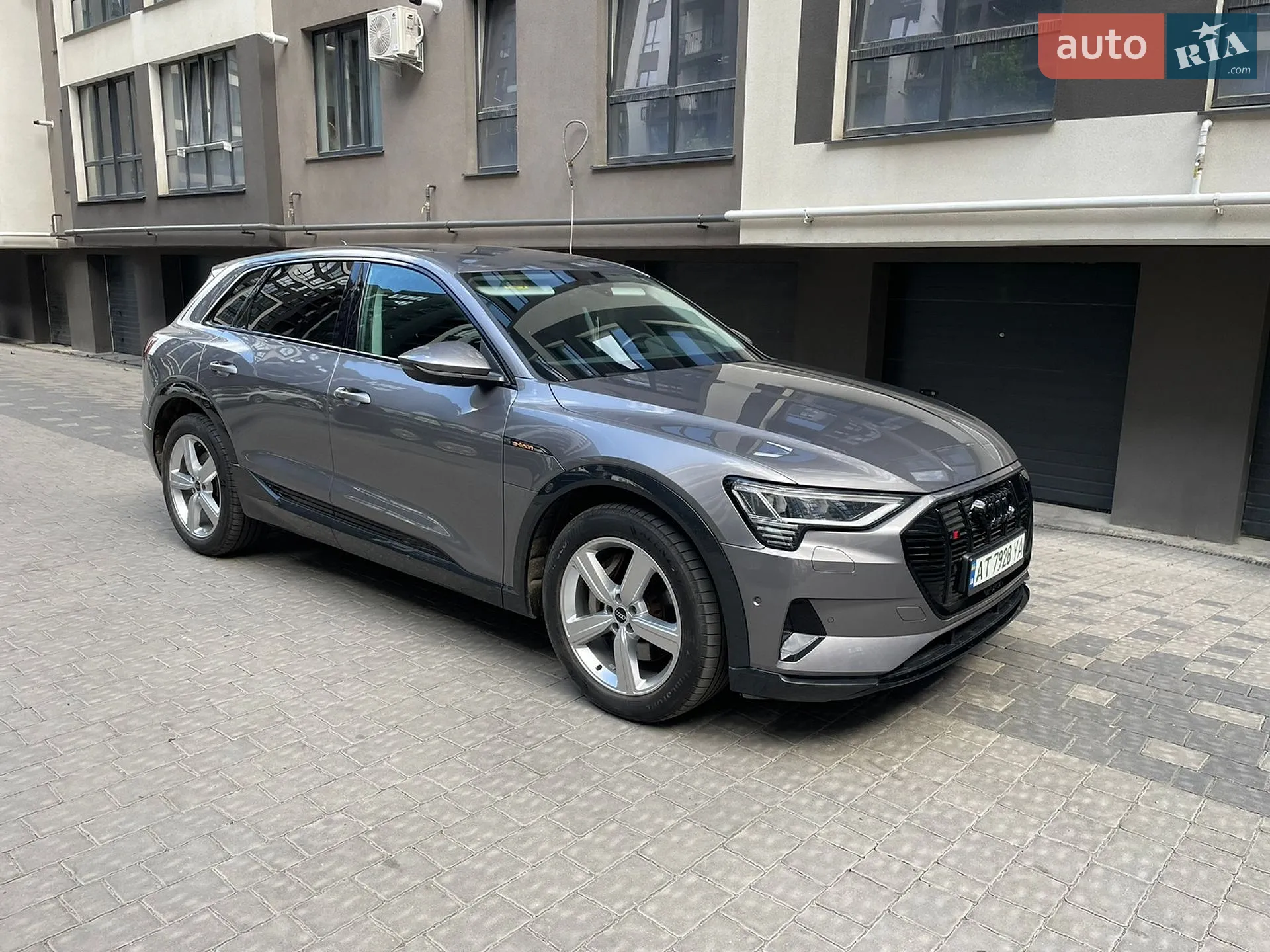 2021 Audi e-tron - мініатюра 35