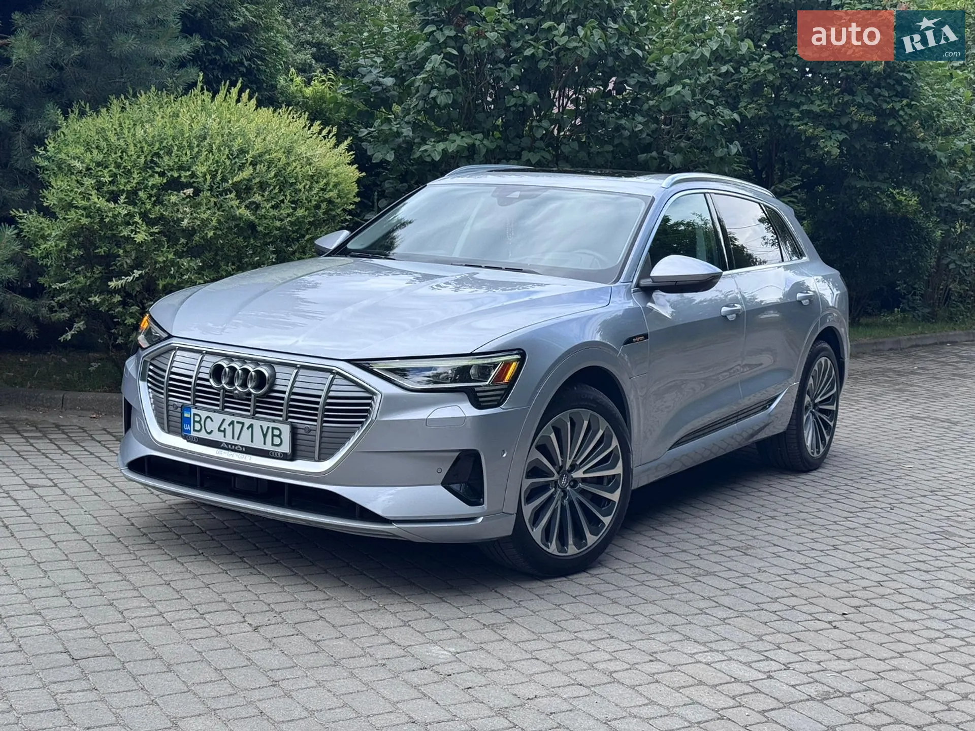 2019 Audi e-tron - мініатюра 6