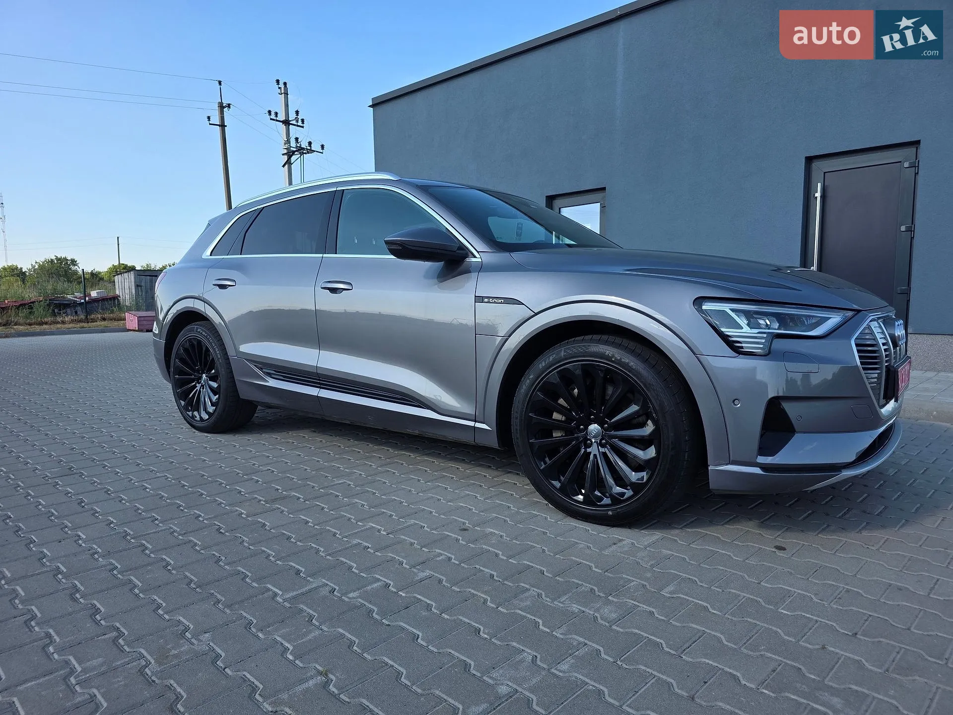 2019 Audi e-tron - мініатюра 3