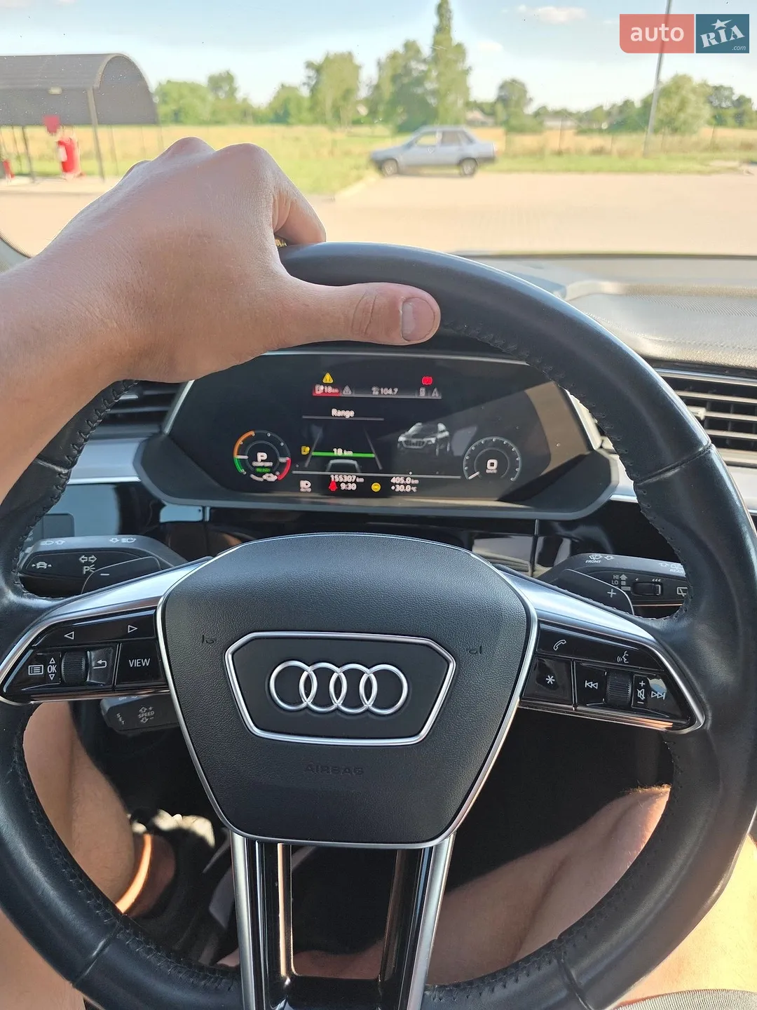 2019 Audi e-tron - мініатюра 13