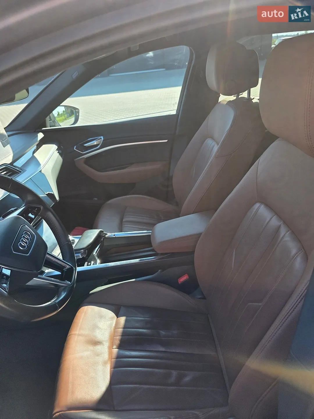 2019 Audi e-tron - мініатюра 18