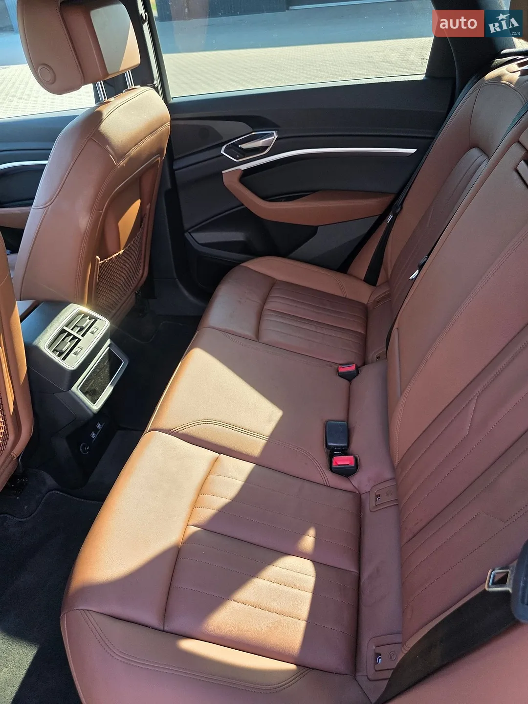 2019 Audi e-tron - мініатюра 22