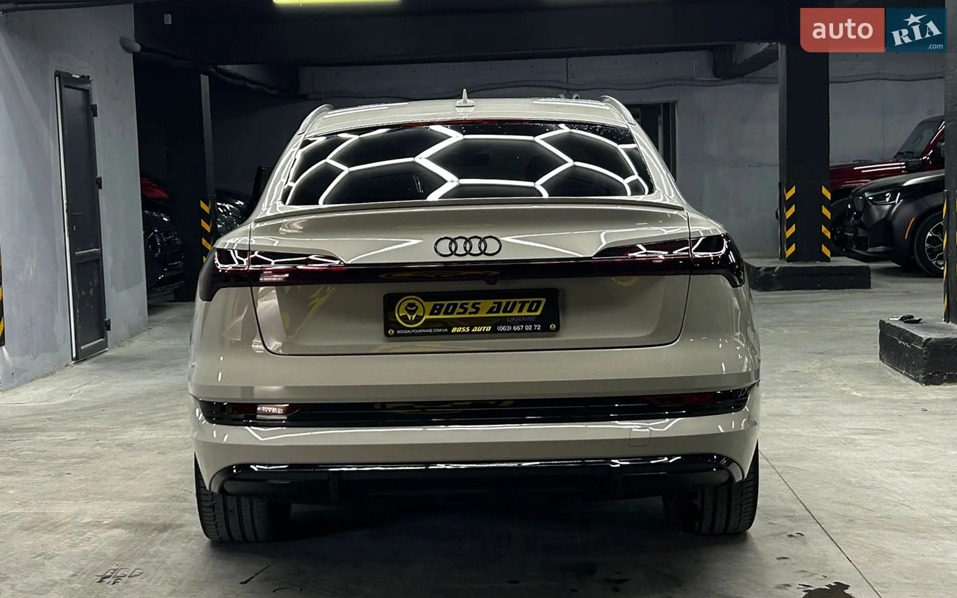 2021 Audi e-tron - мініатюра 8
