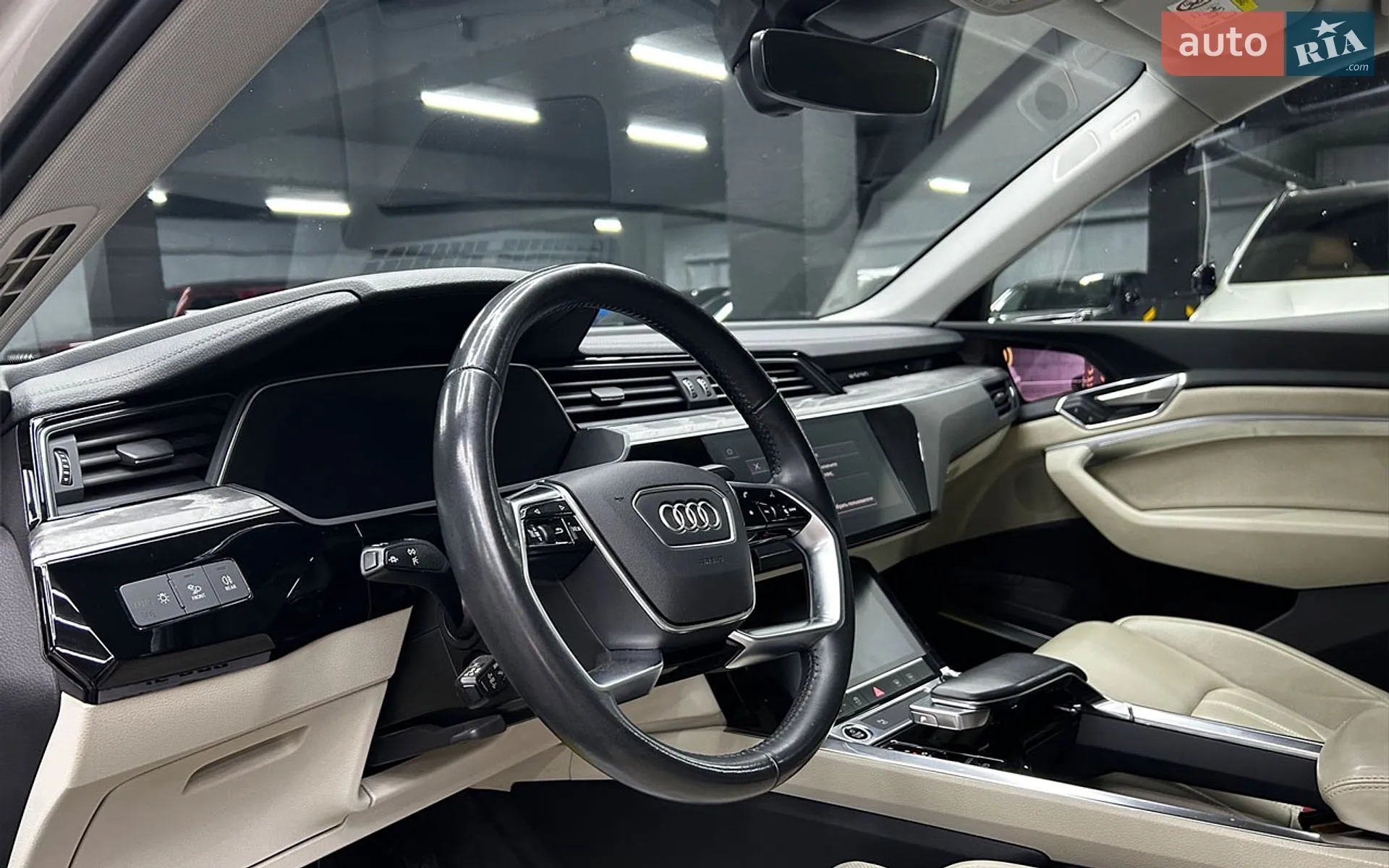 2021 Audi e-tron - мініатюра 12