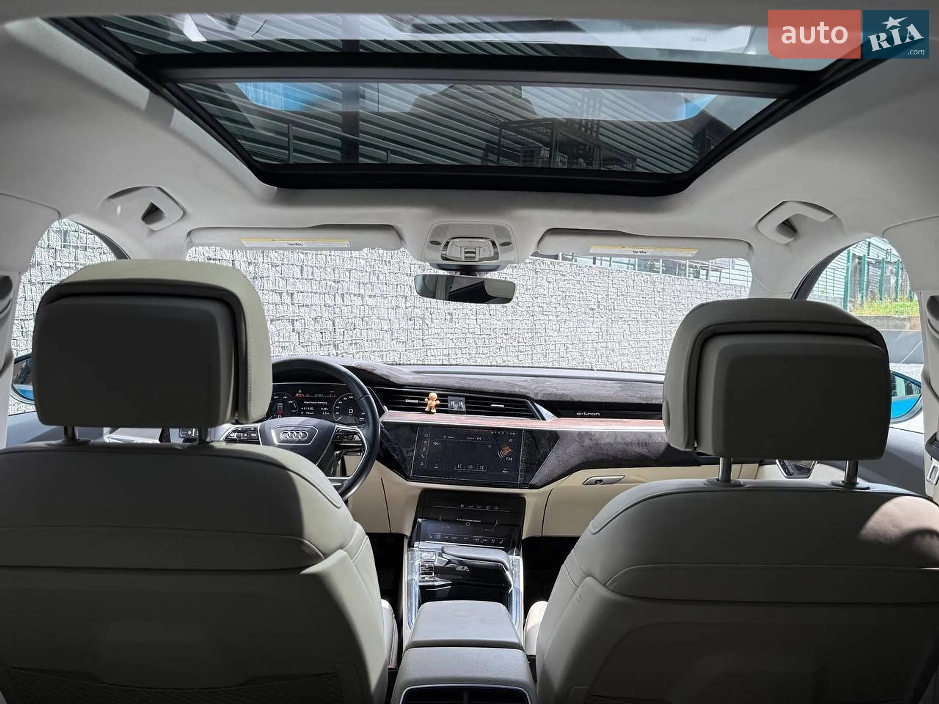 2019 Audi e-tron - мініатюра 31