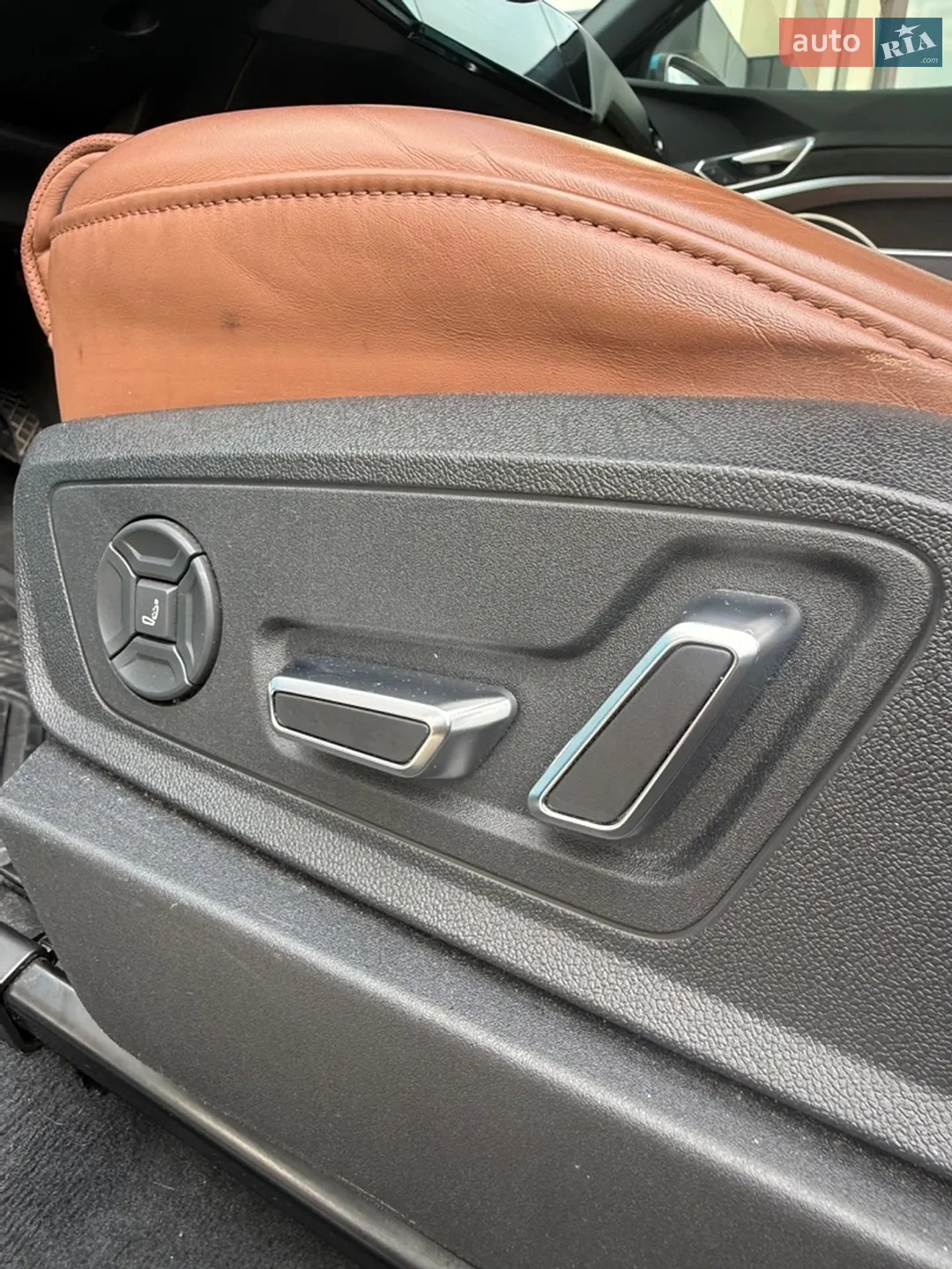 2019 Audi e-tron - мініатюра 14