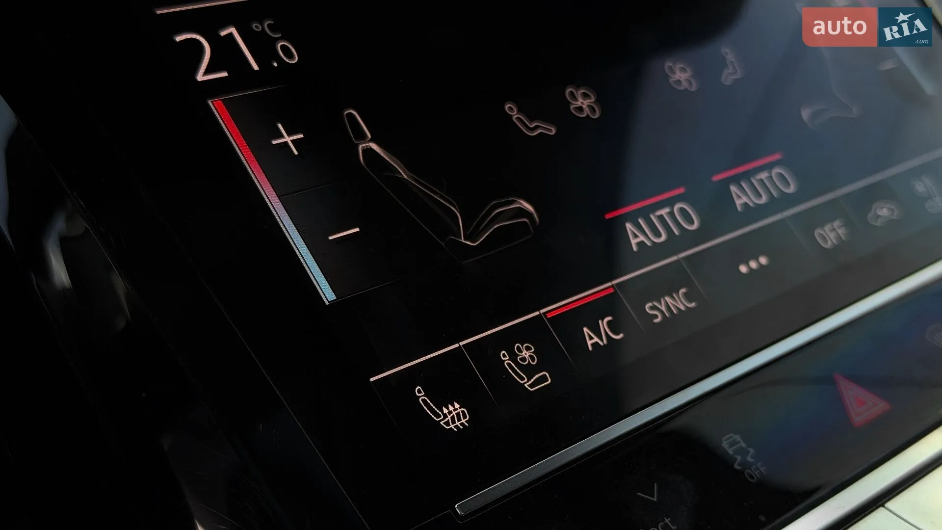 2019 Audi e-tron - мініатюра 14