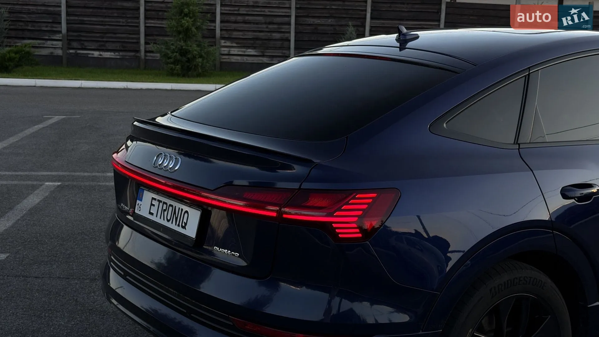 2020 Audi e-tron - мініатюра 11