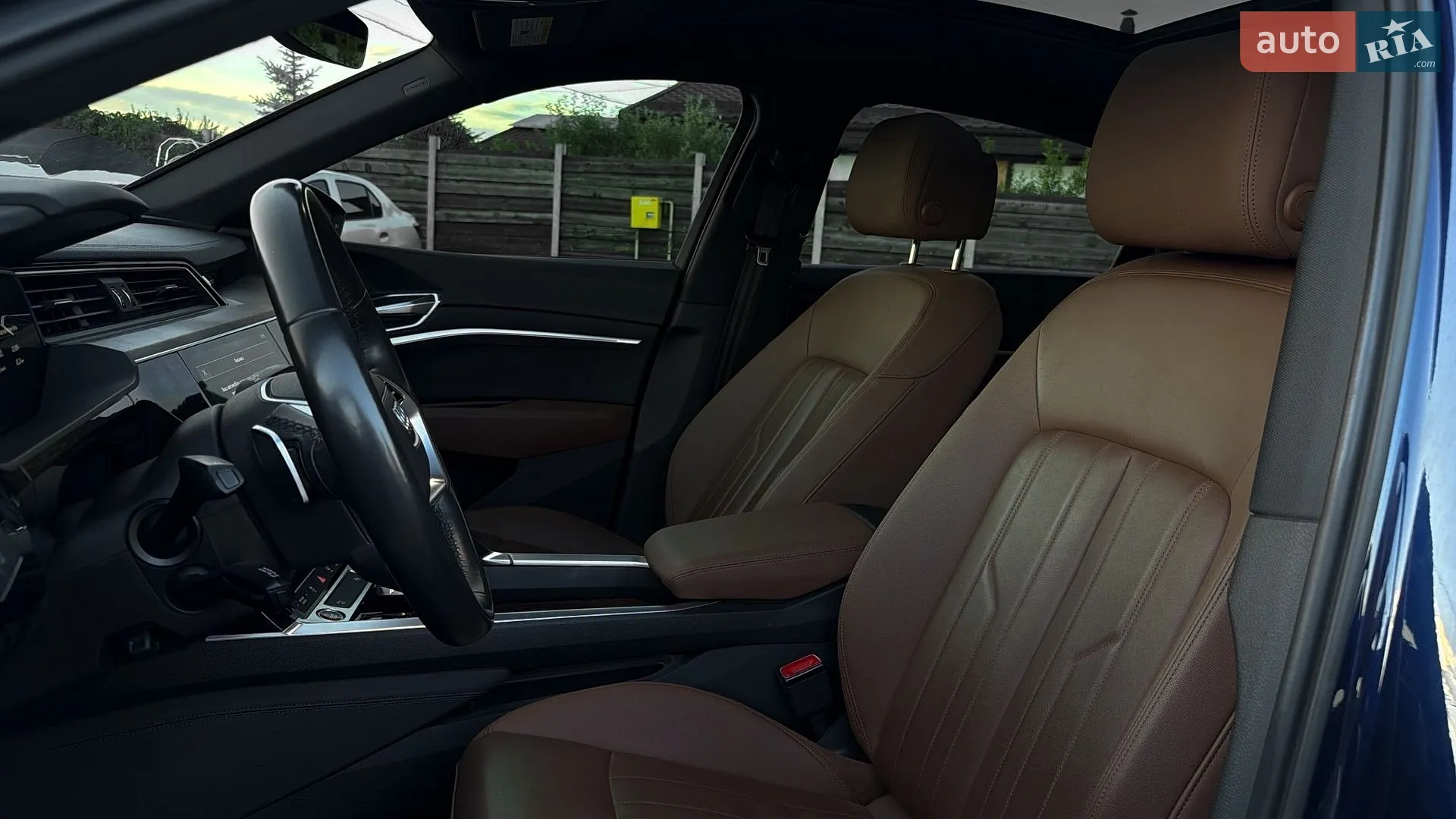 2020 Audi e-tron - мініатюра 16