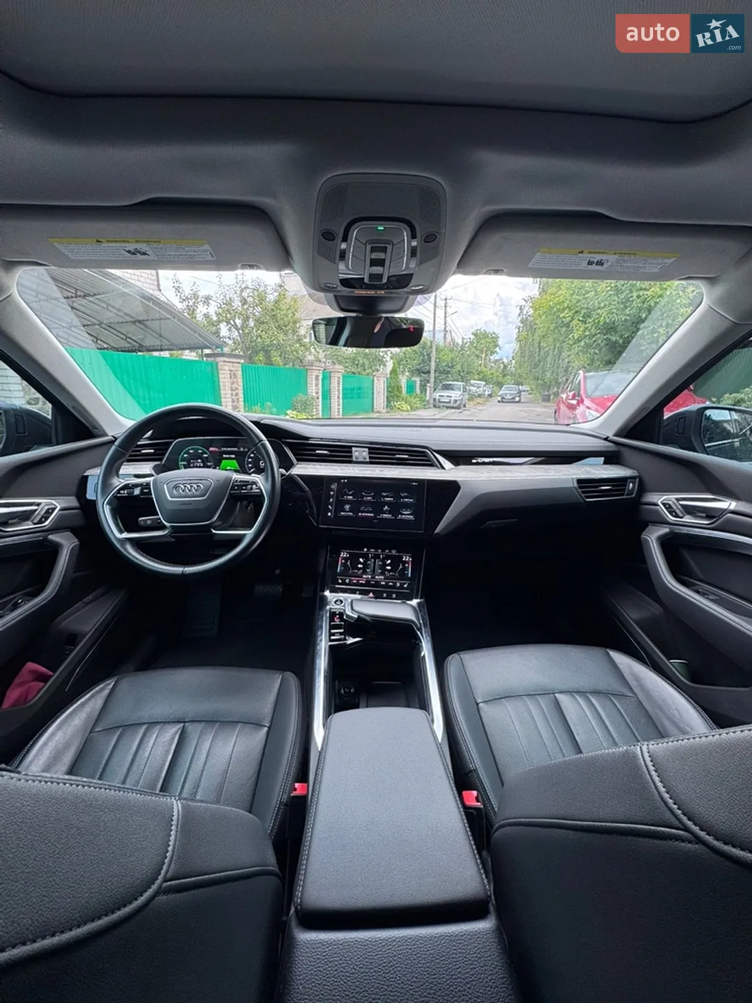 2021 Audi e-tron - мініатюра 23