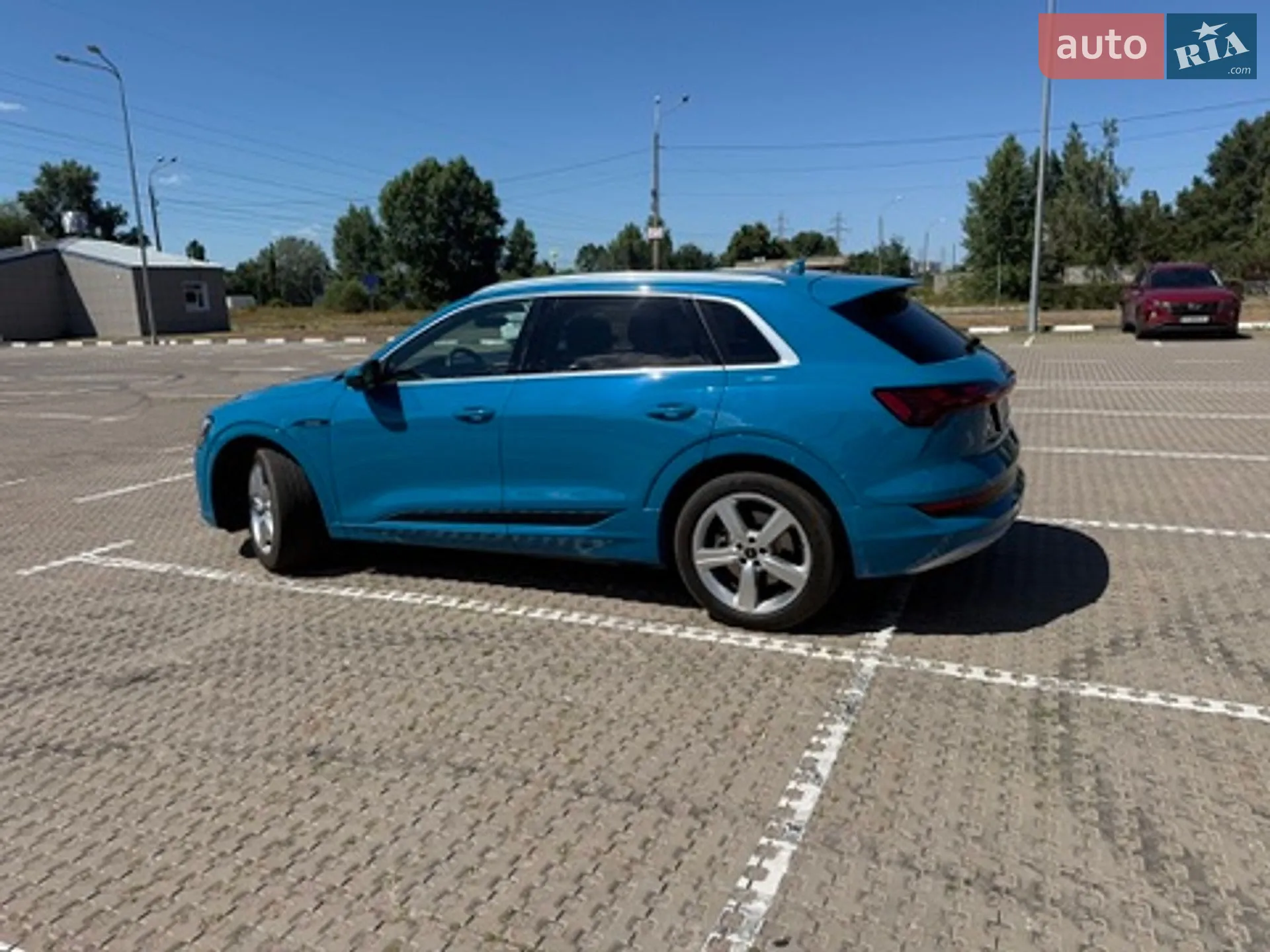 2019 Audi e-tron - мініатюра 8