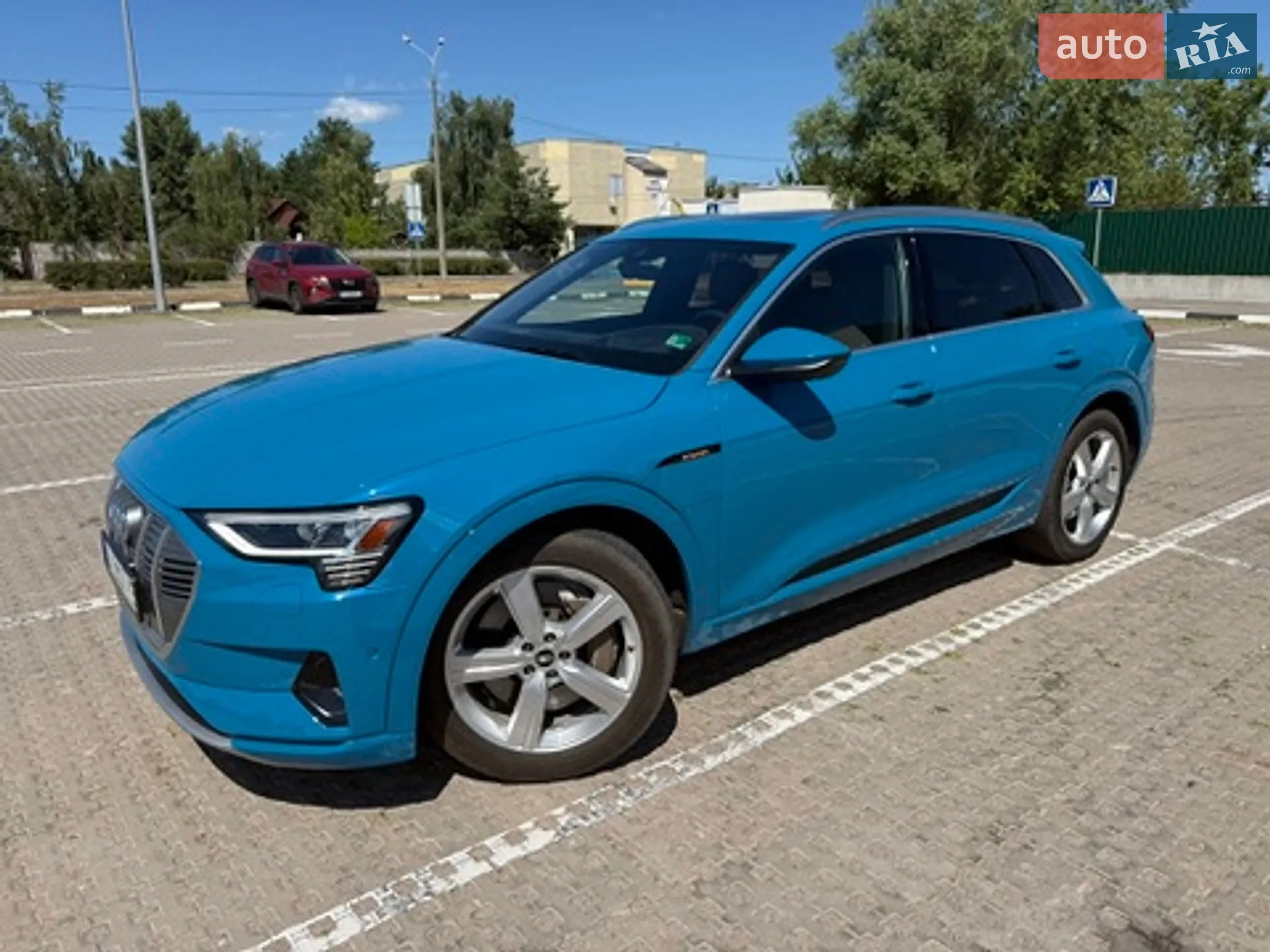 2019 Audi e-tron - мініатюра 9
