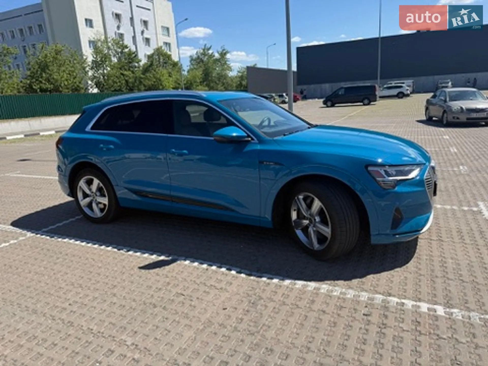 2019 Audi e-tron - мініатюра 15