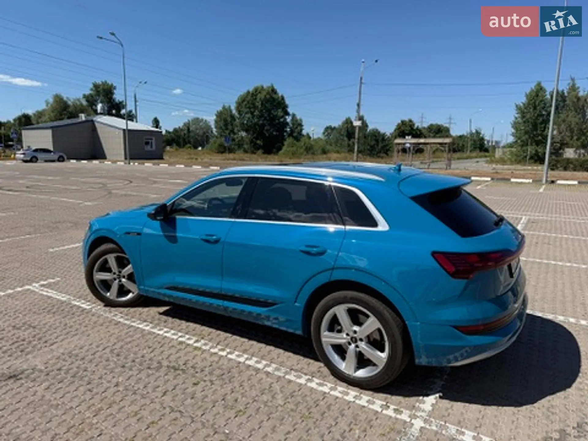 2019 Audi e-tron - мініатюра 21
