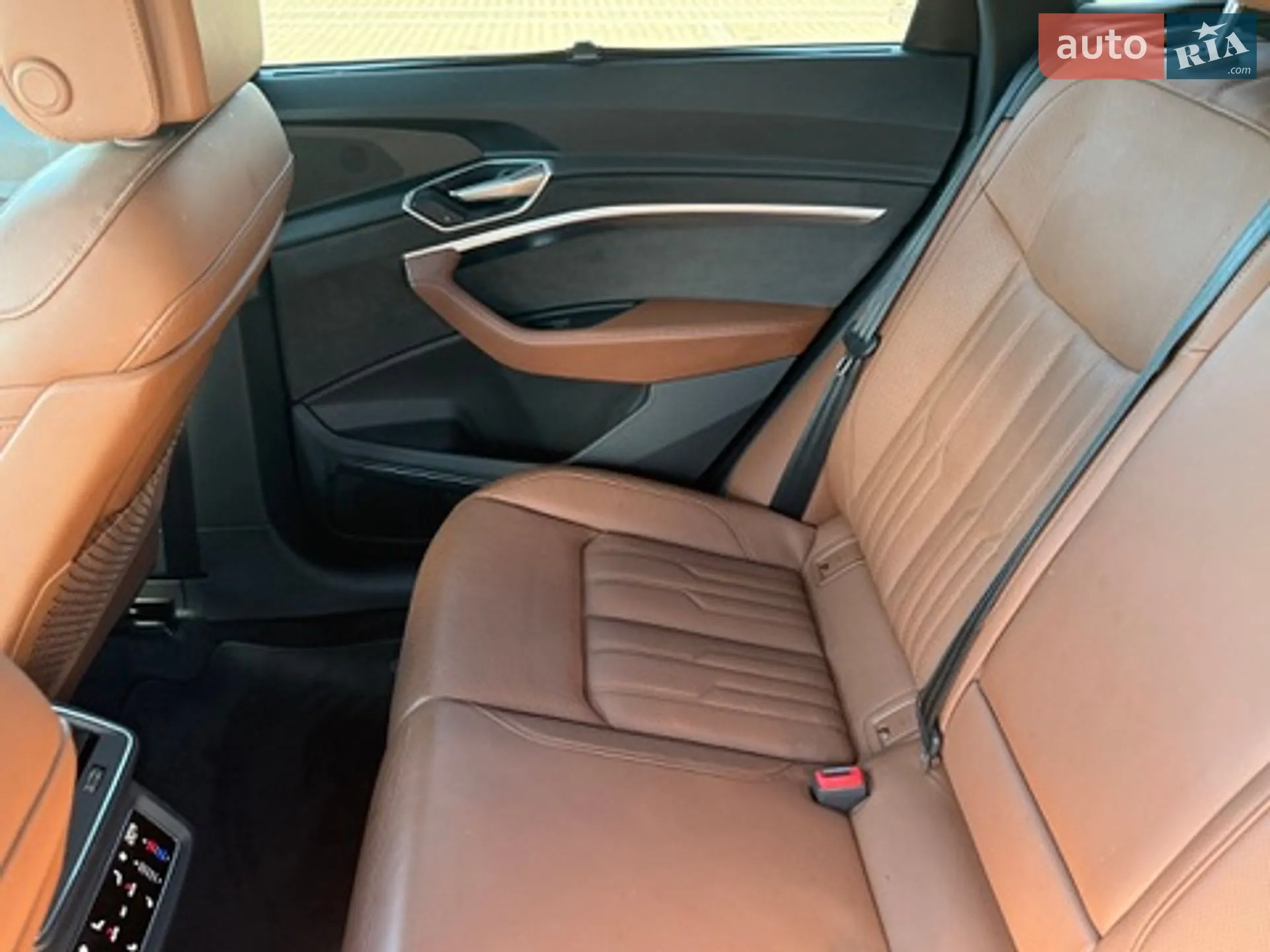 2019 Audi e-tron - мініатюра 30