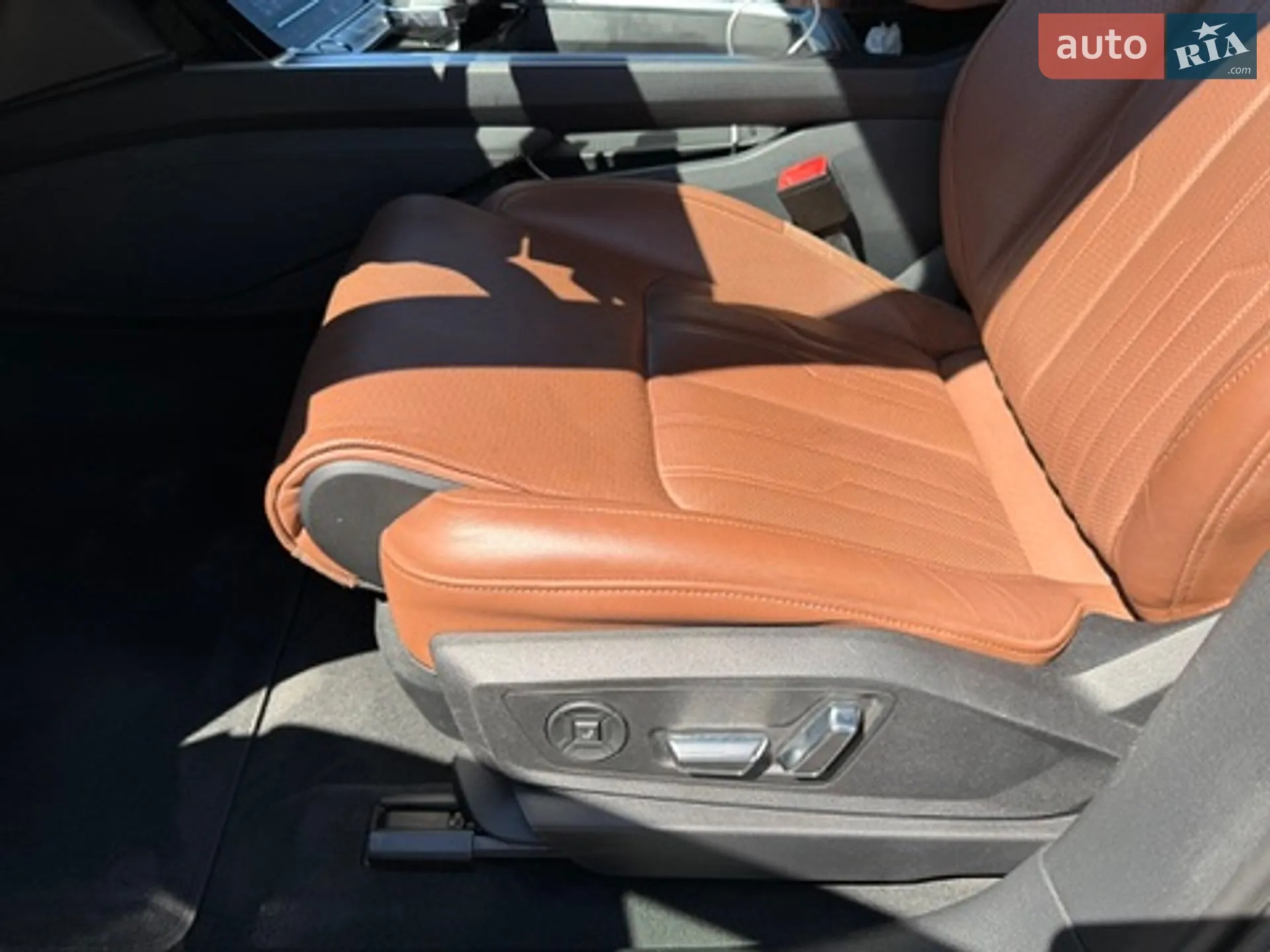 2019 Audi e-tron - мініатюра 36