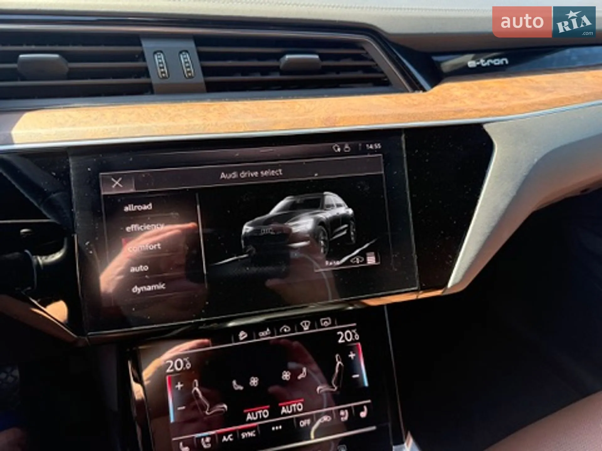 2019 Audi e-tron - мініатюра 38