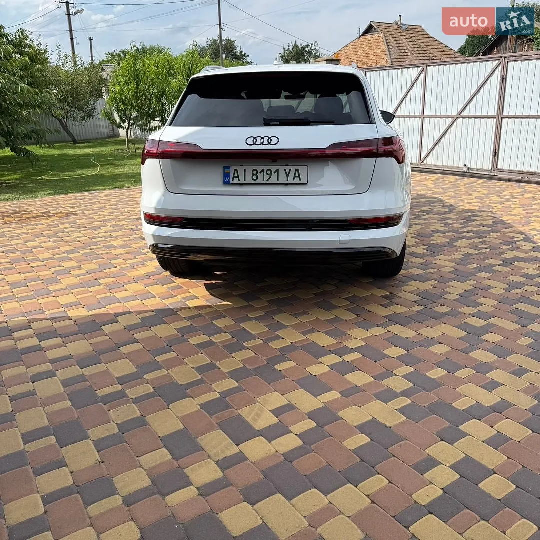 2020 Audi e-tron - мініатюра 5