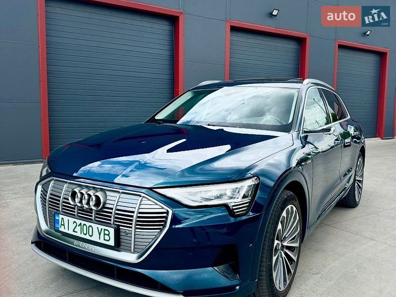 Внедорожник / Кроссовер Audi e-tron 2019 в Киеве
