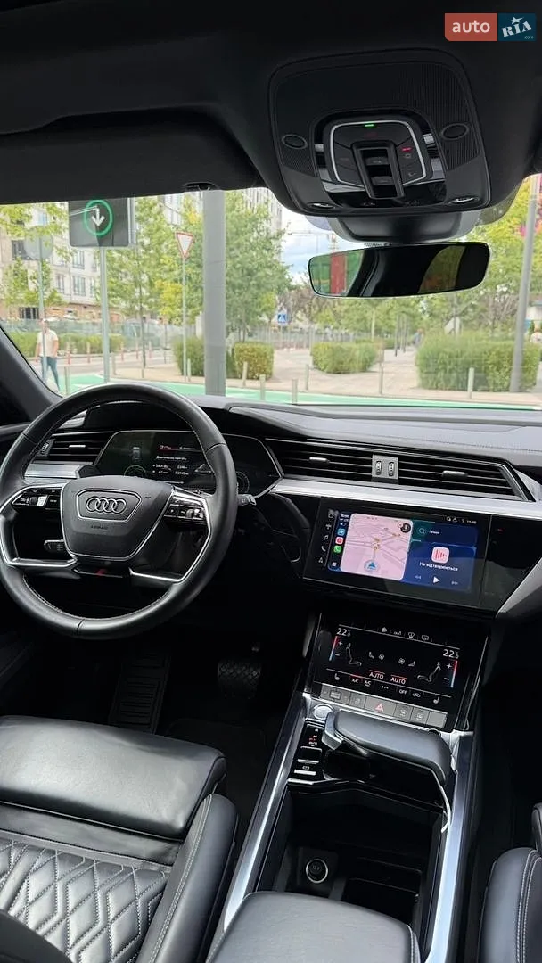 2019 Audi e-tron - мініатюра 12
