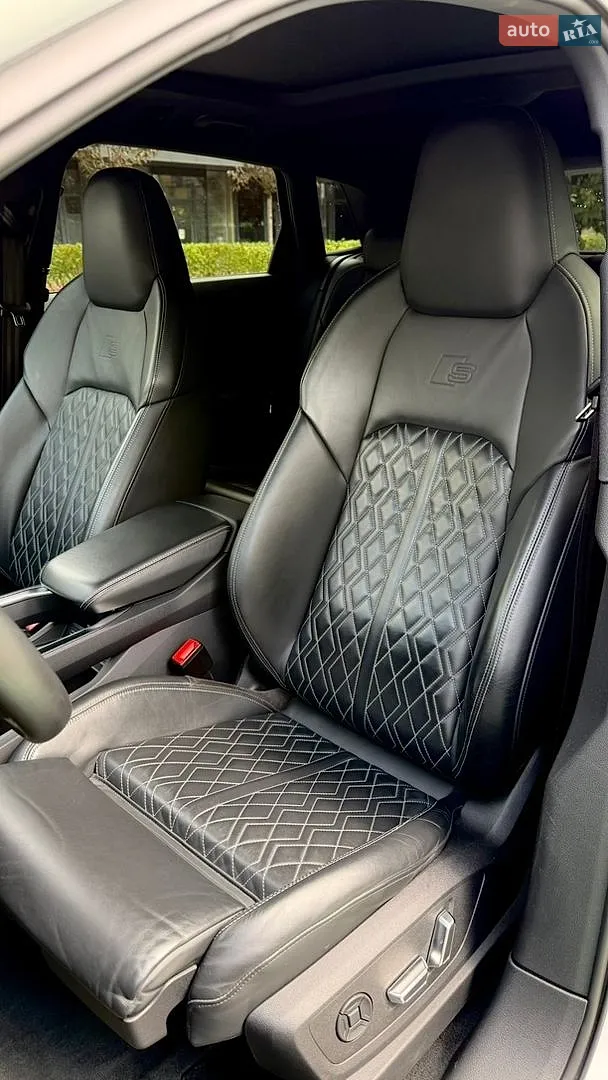 2019 Audi e-tron - мініатюра 13