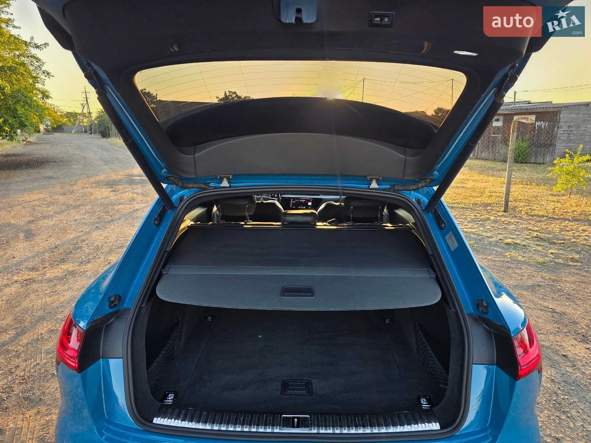 2019 Audi e-tron - мініатюра 26