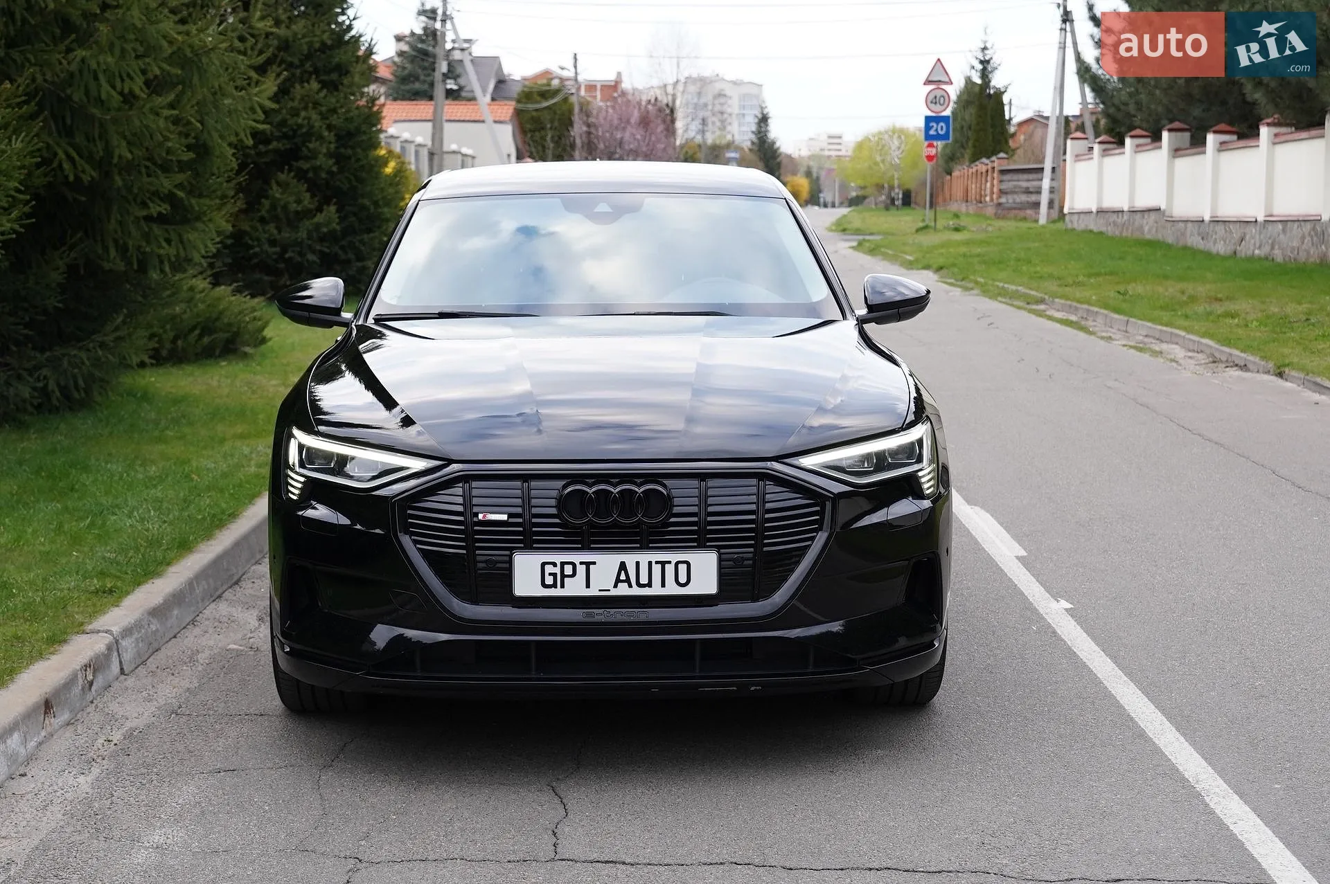 2022 Audi e-tron - мініатюра 2