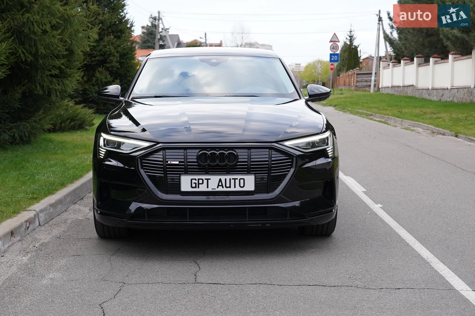 2022 Audi e-tron - мініатюра 12