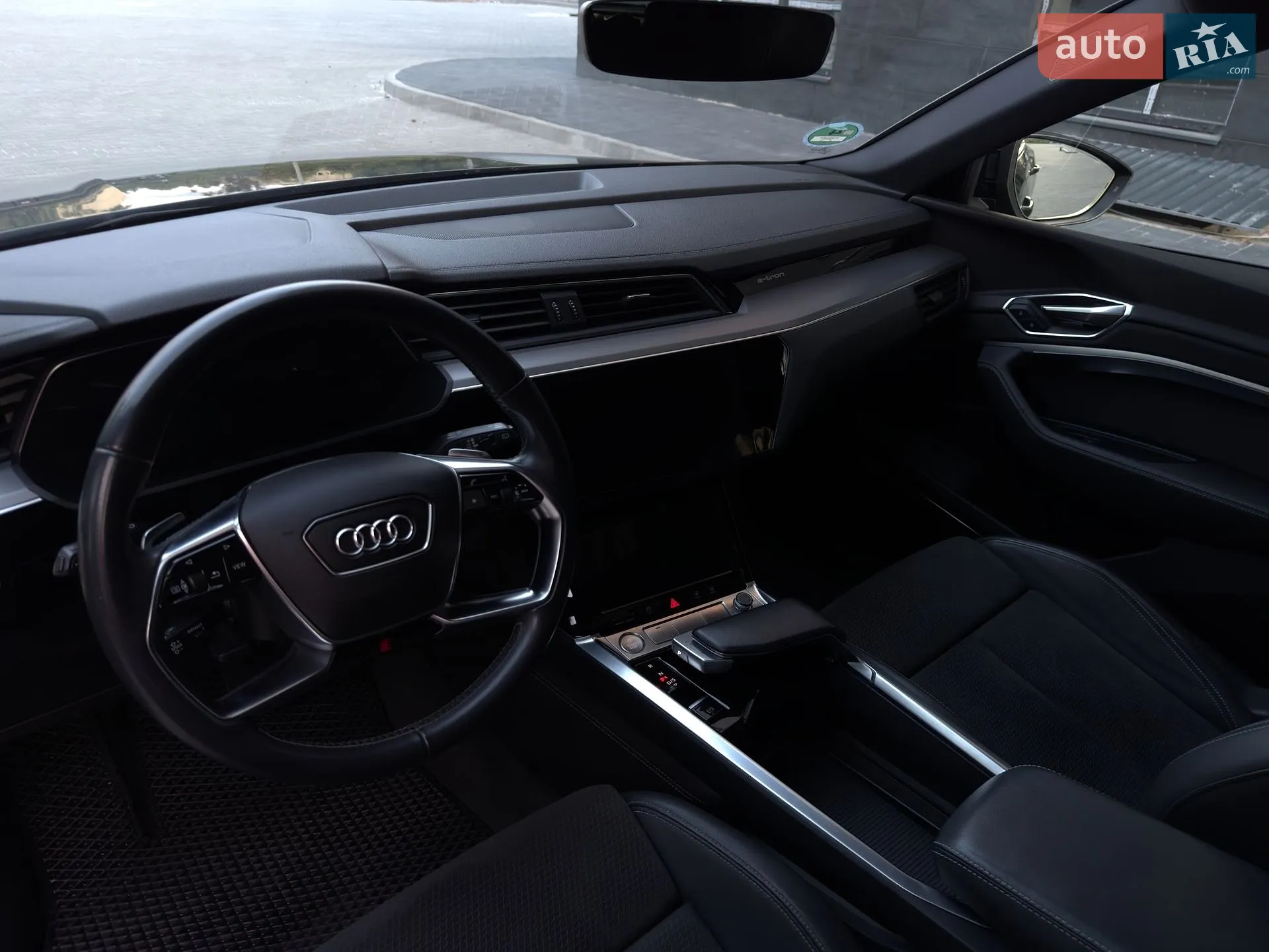 2019 Audi e-tron - мініатюра 9