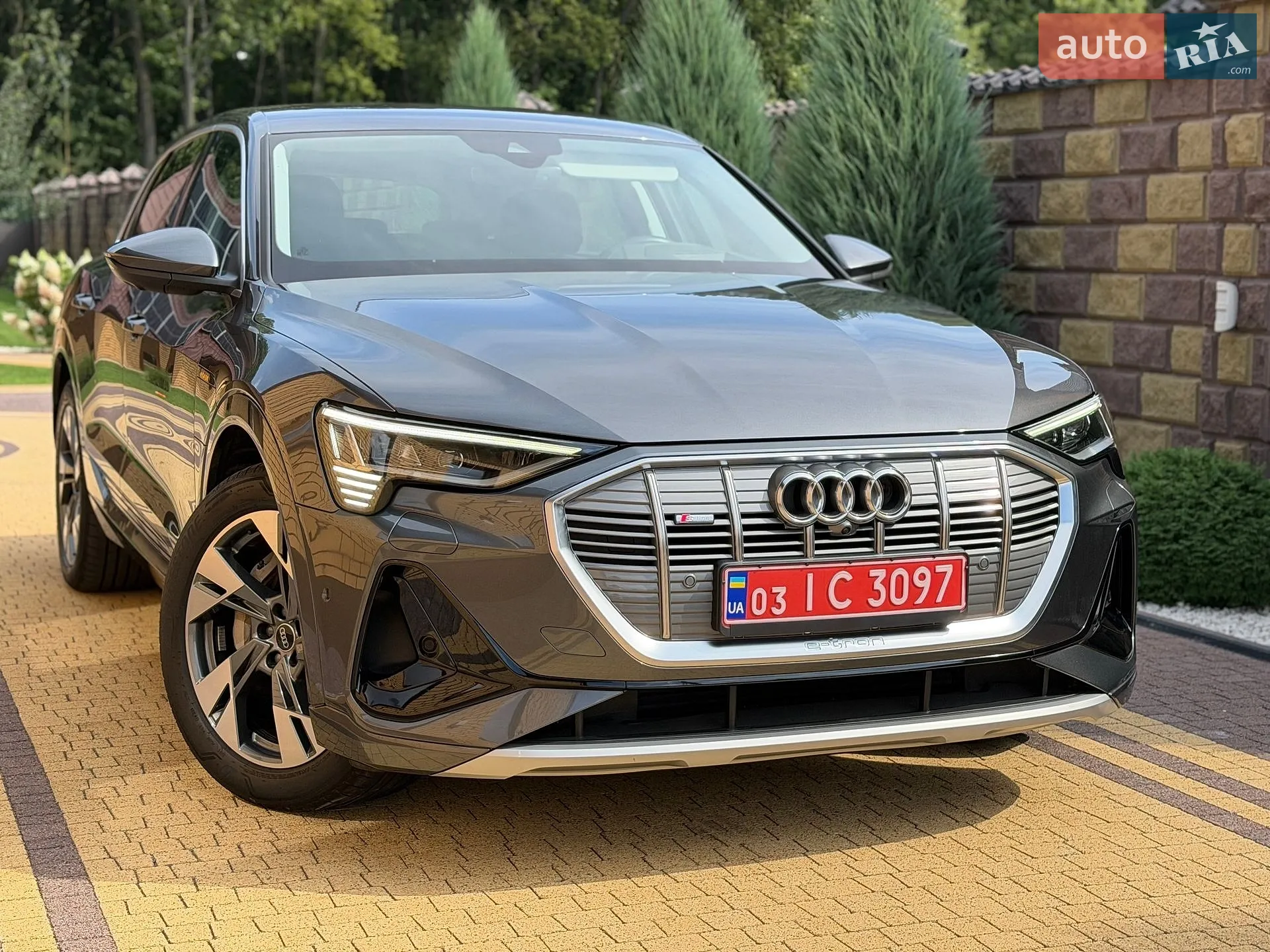 2022 Audi e-tron - мініатюра 12