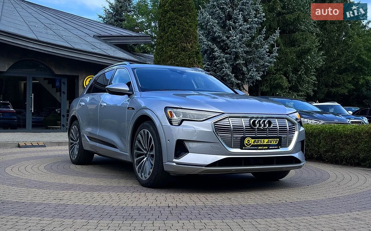 2019 Audi e-tron - мініатюра 2